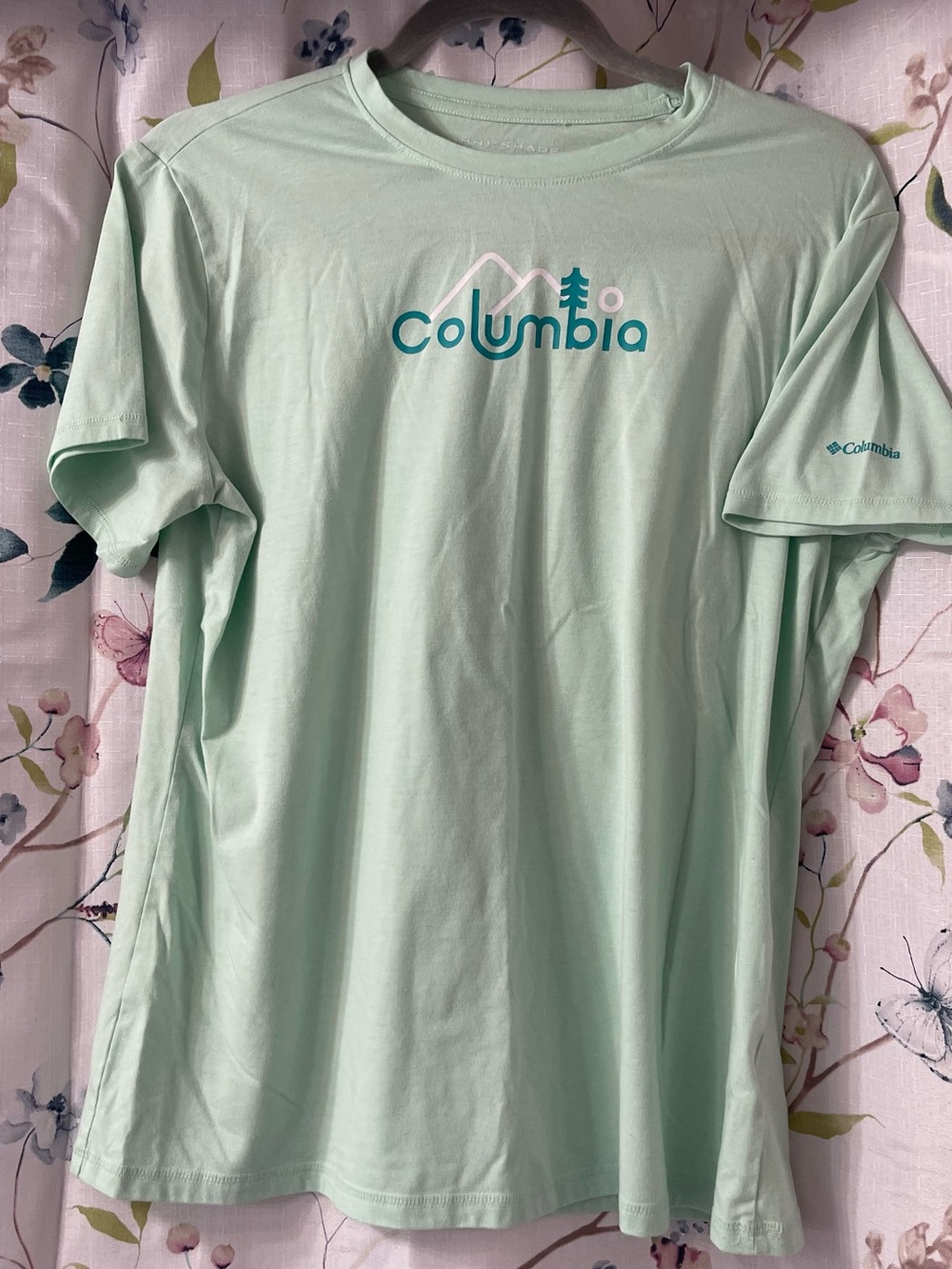 Columbia Light Mint Green Graphic Short Sleeve Tee